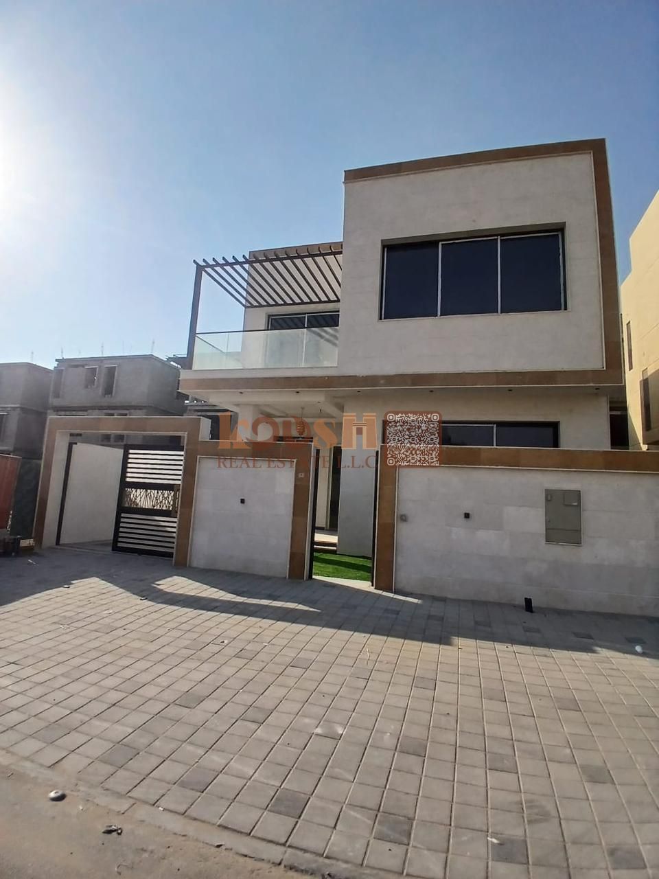 Spacious 5 BR Villa in Al Yasmeen 1: Serene Living