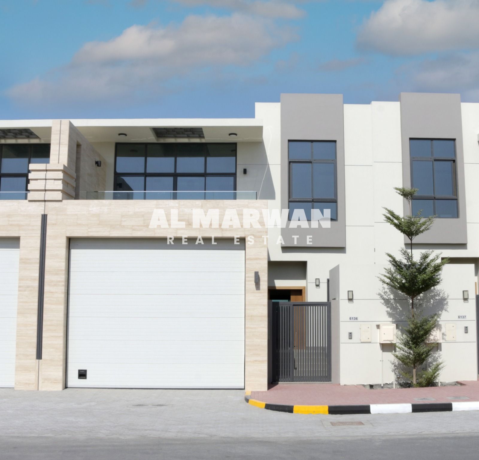 Luxury 3Bhk Townhouse with 2 Master room + Maids +Parking Free +Wardrobe-No Commission