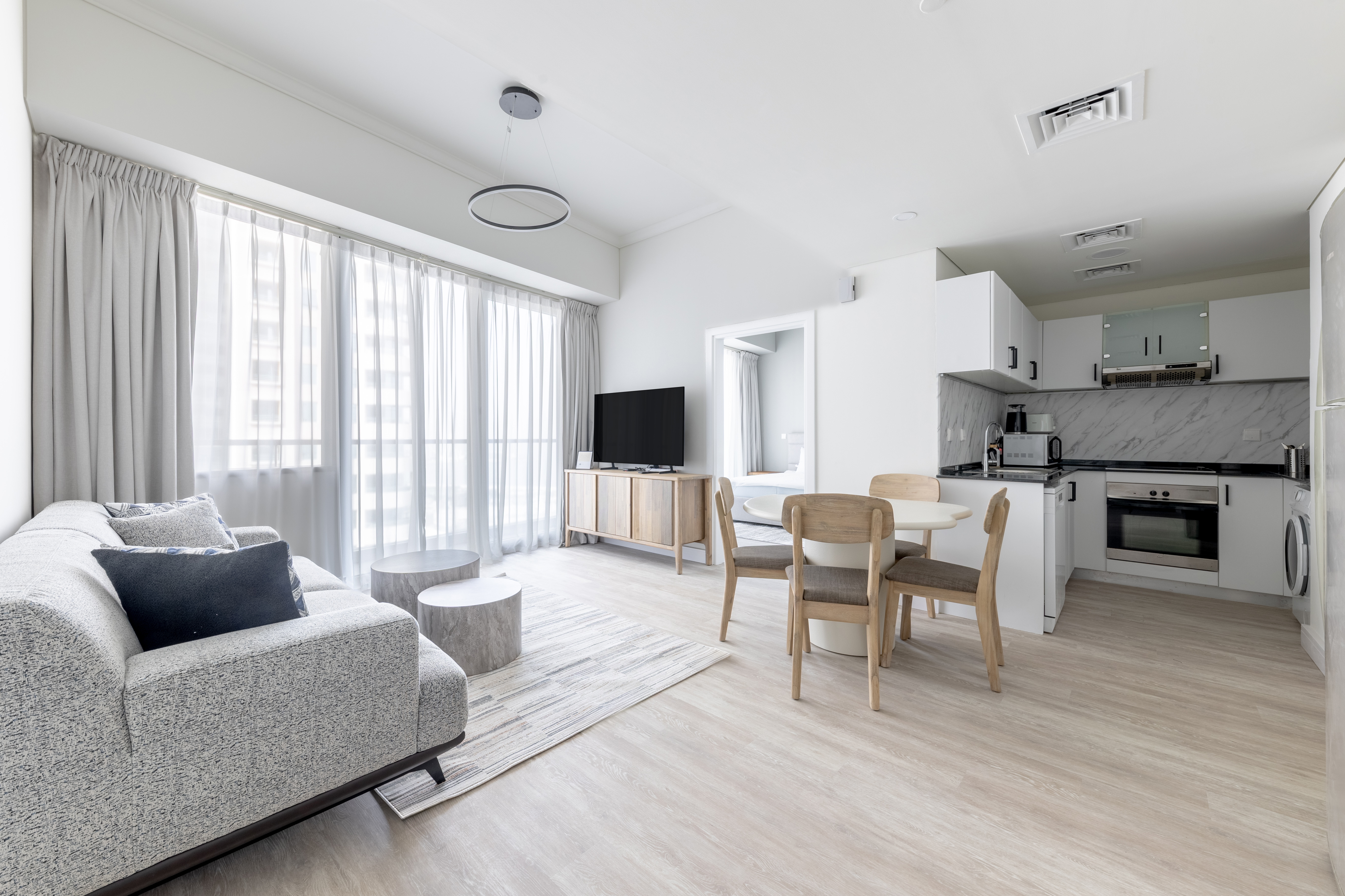 2 Bedrooms | High floor | Marina skyline & sea views | Prime location