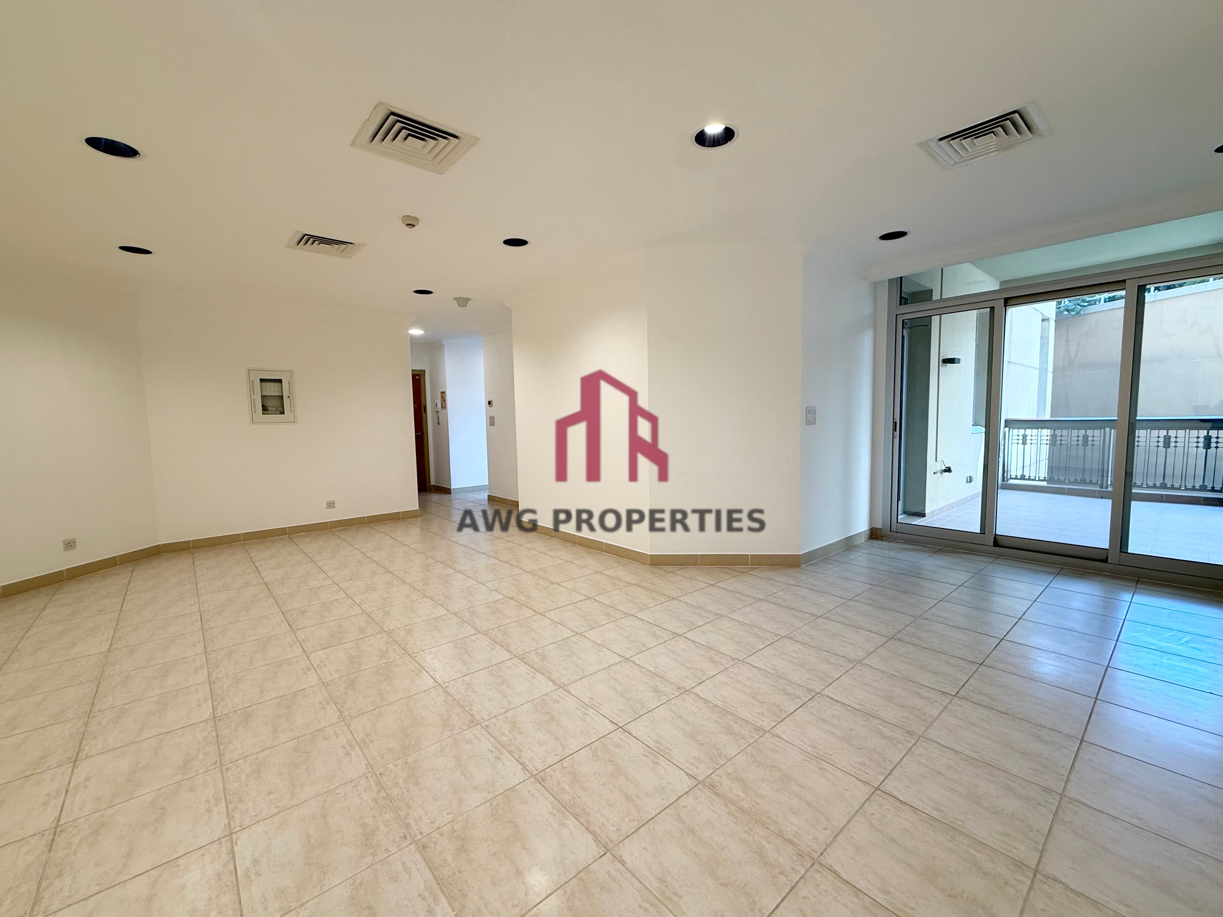 Spacious Apartments| Prime Location |Chiller Free
