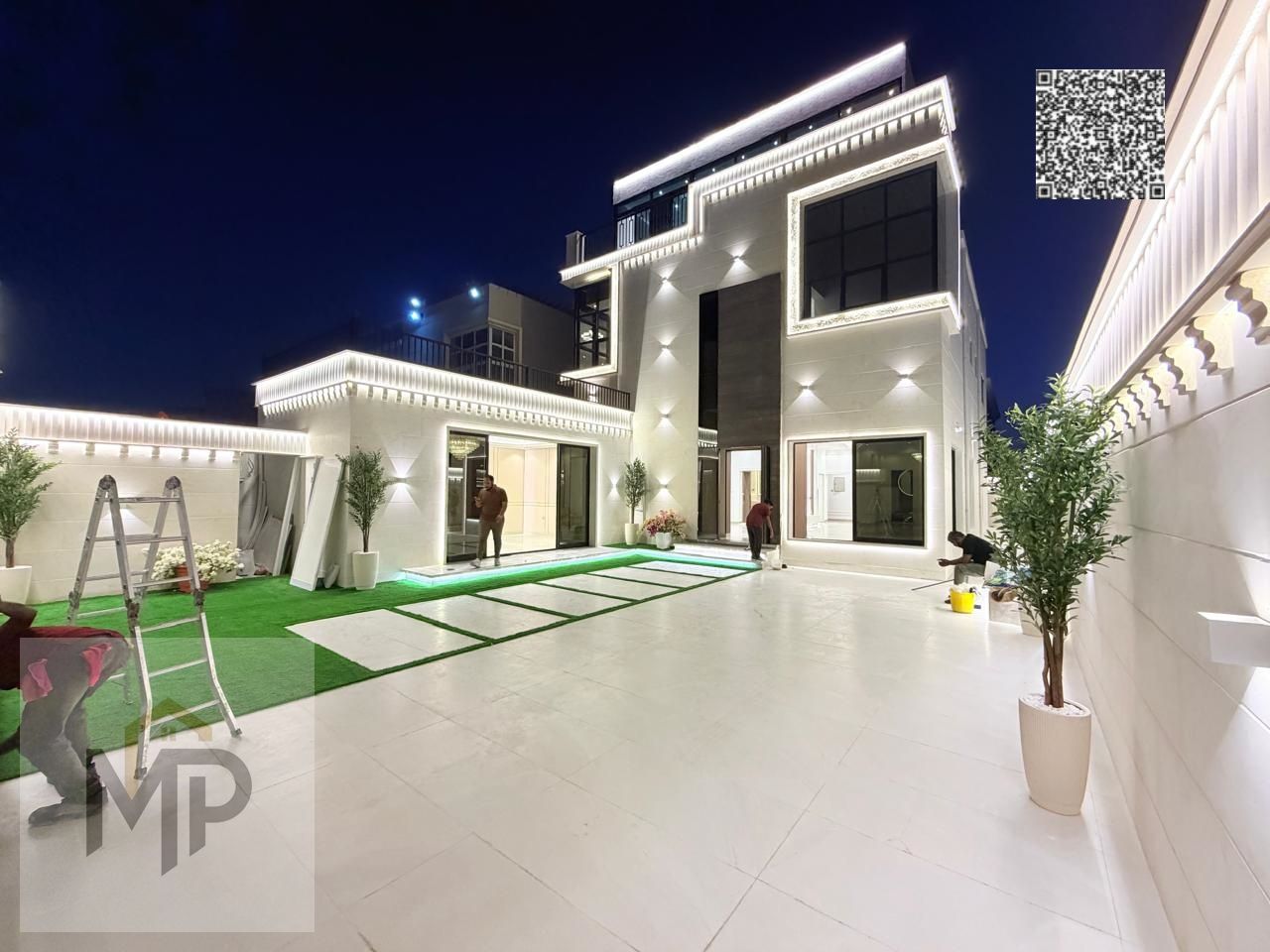 Al Rawda Villa – Freehold, including electricity, water and air conditioning, prime location and high-end finishing