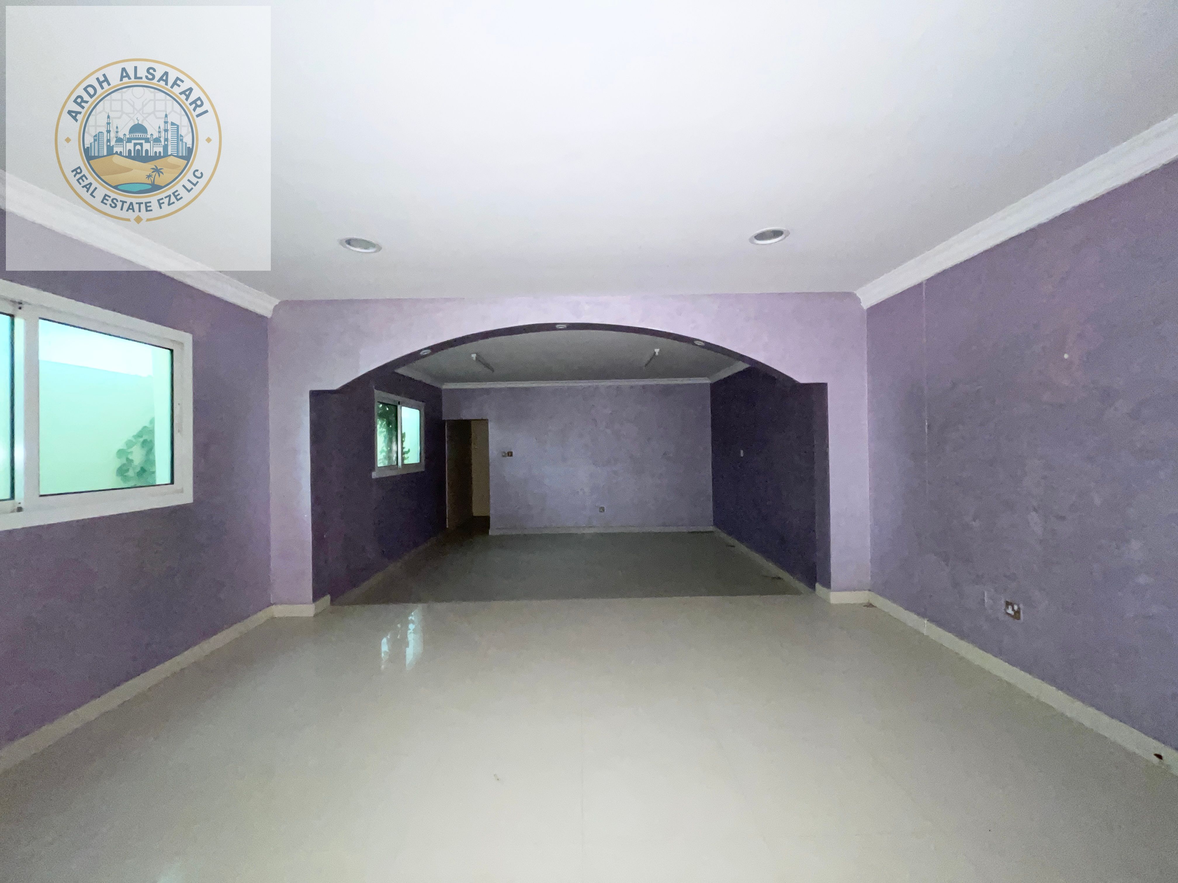 Limited-Time Offer: Spacious 10 BHK Luxury Villa for Family Sharing