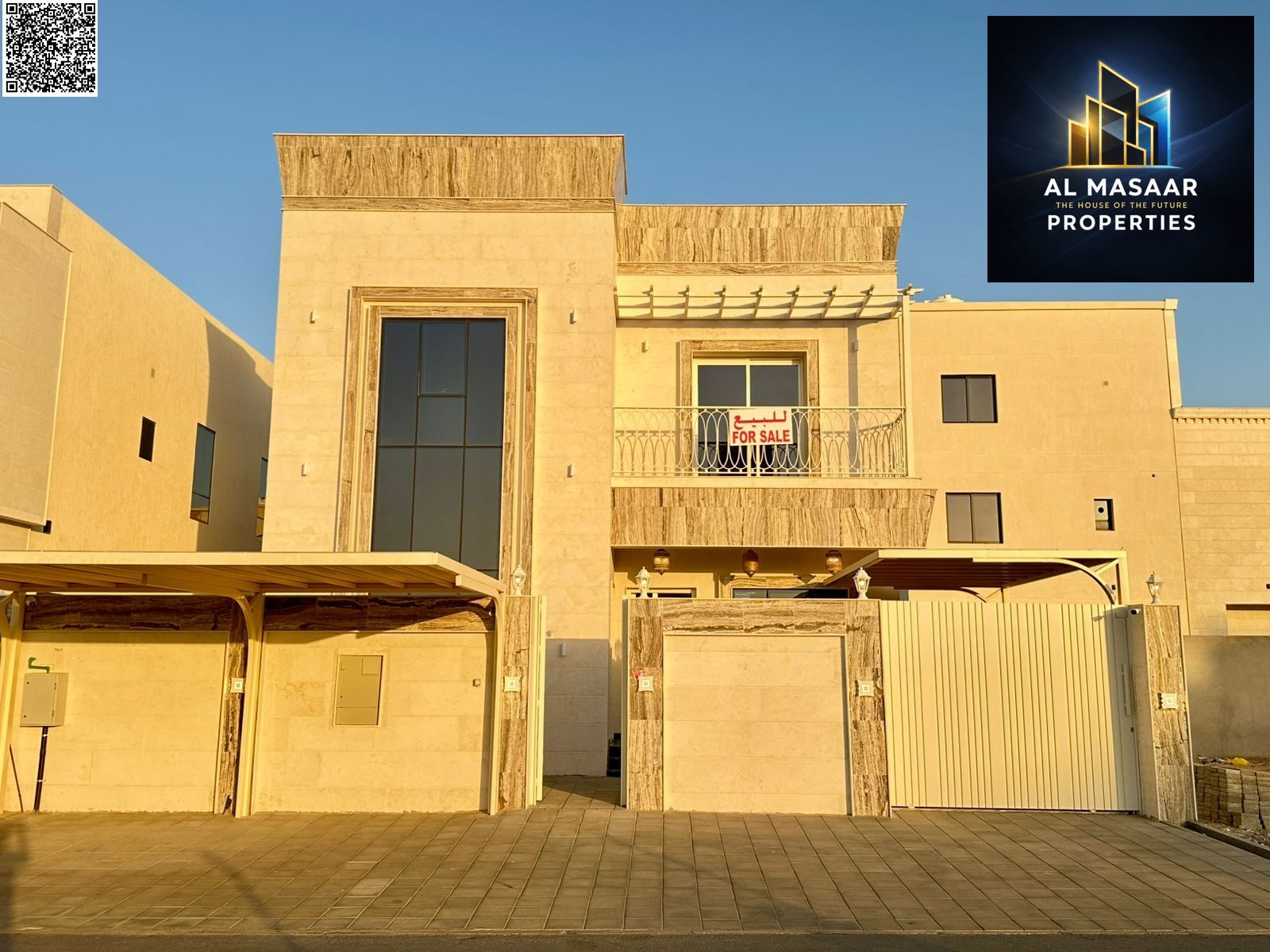 Villa on the main street, close to services, including electricity, water, and air conditioning.