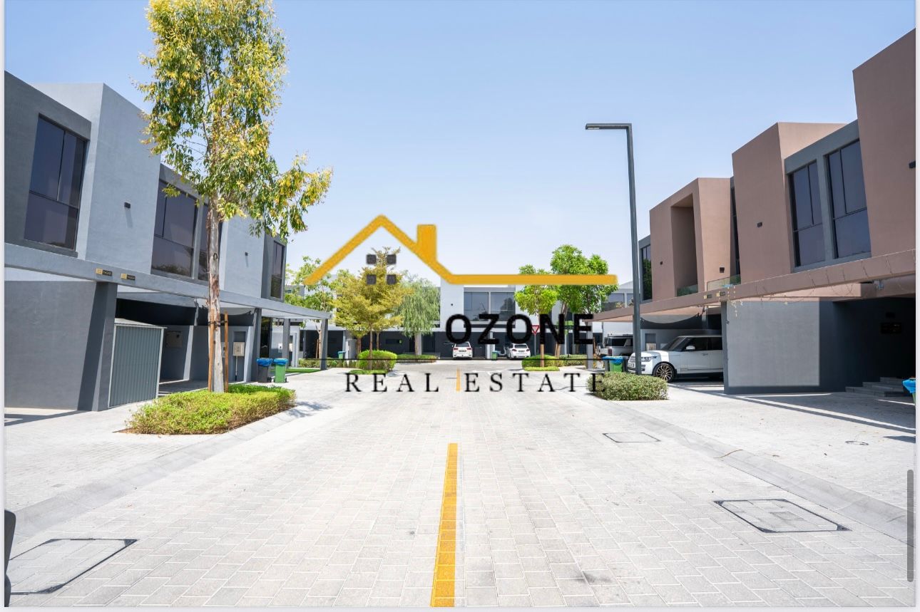 Brand New | Middle Unit | Ready To Move | Gated Community