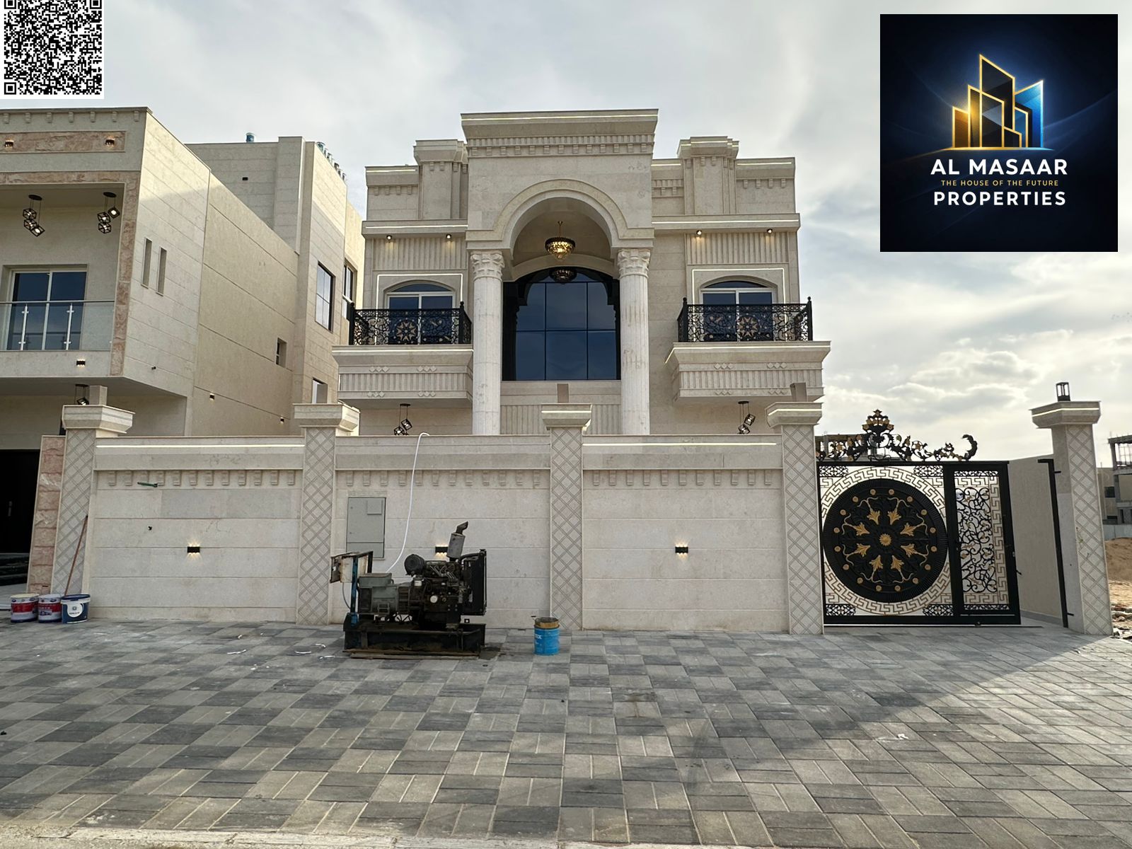 A luxurious classic villa with a swimming pool, near the mosque, at a special price for cash payments, including registration fees.