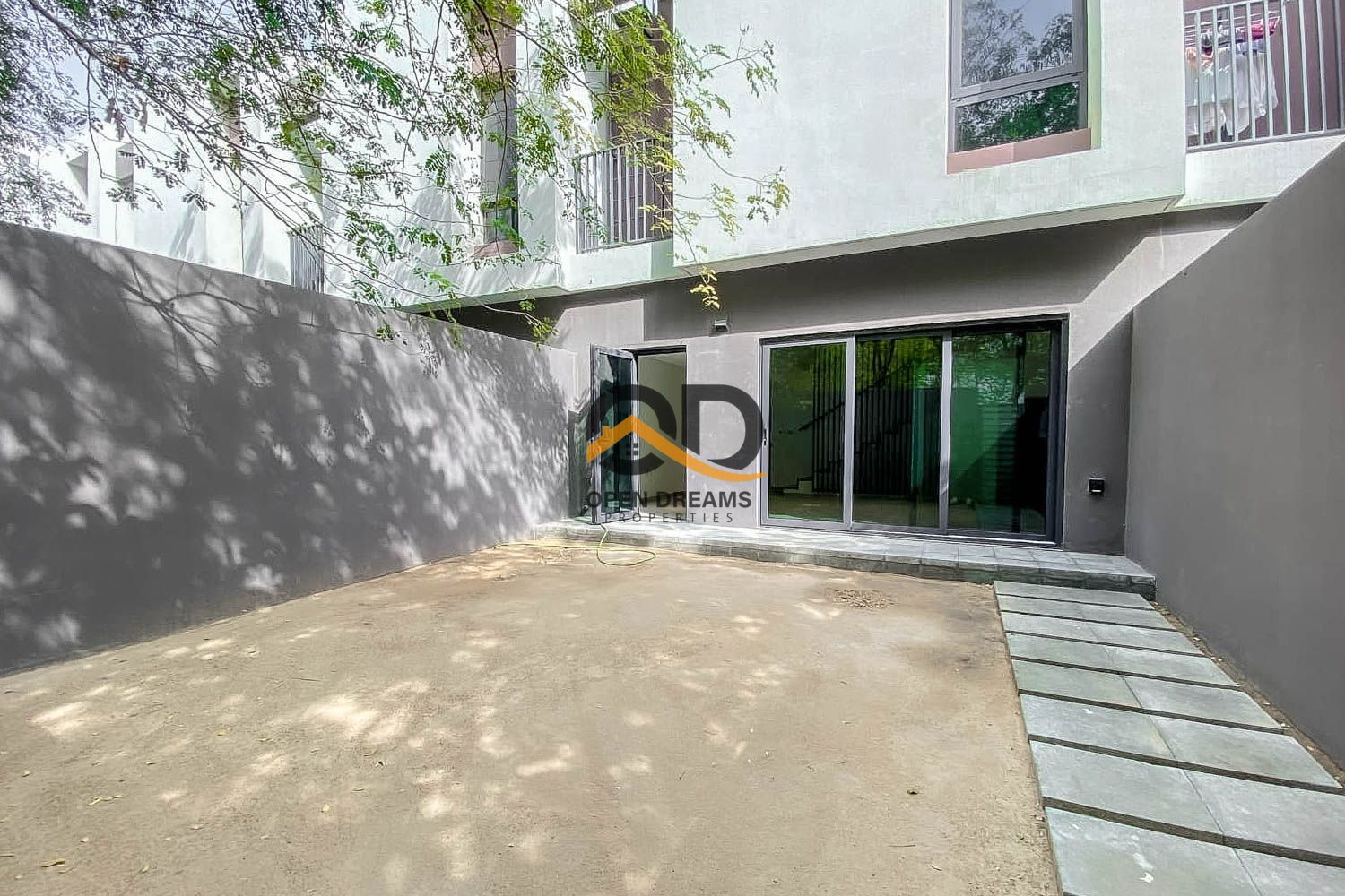 Amazing offer 2br townhouse with all amenities