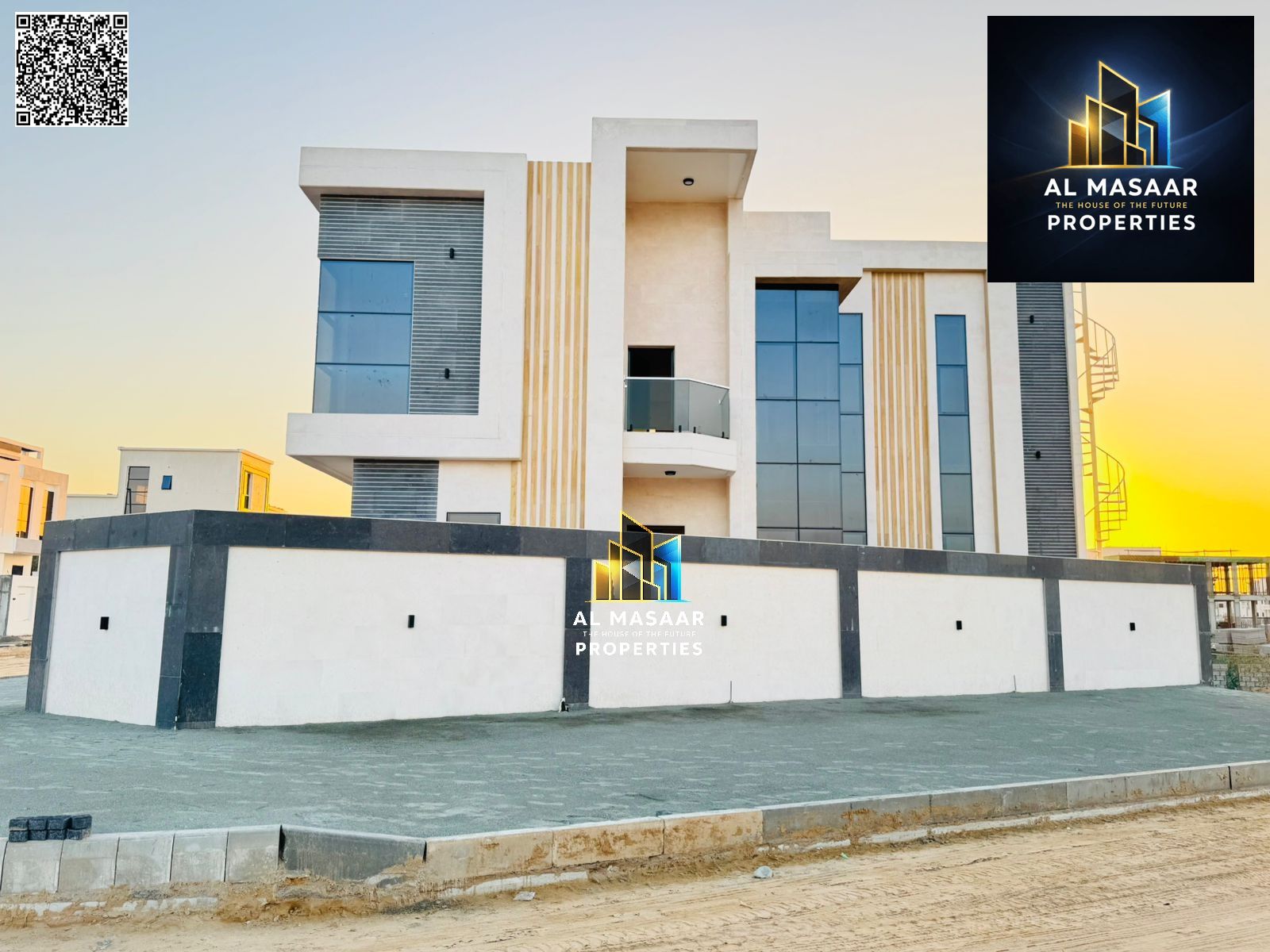 Corner villa with a large area and excellent price, featuring a spacious courtyard. Freehold ownership available to all nationalities. Price includes