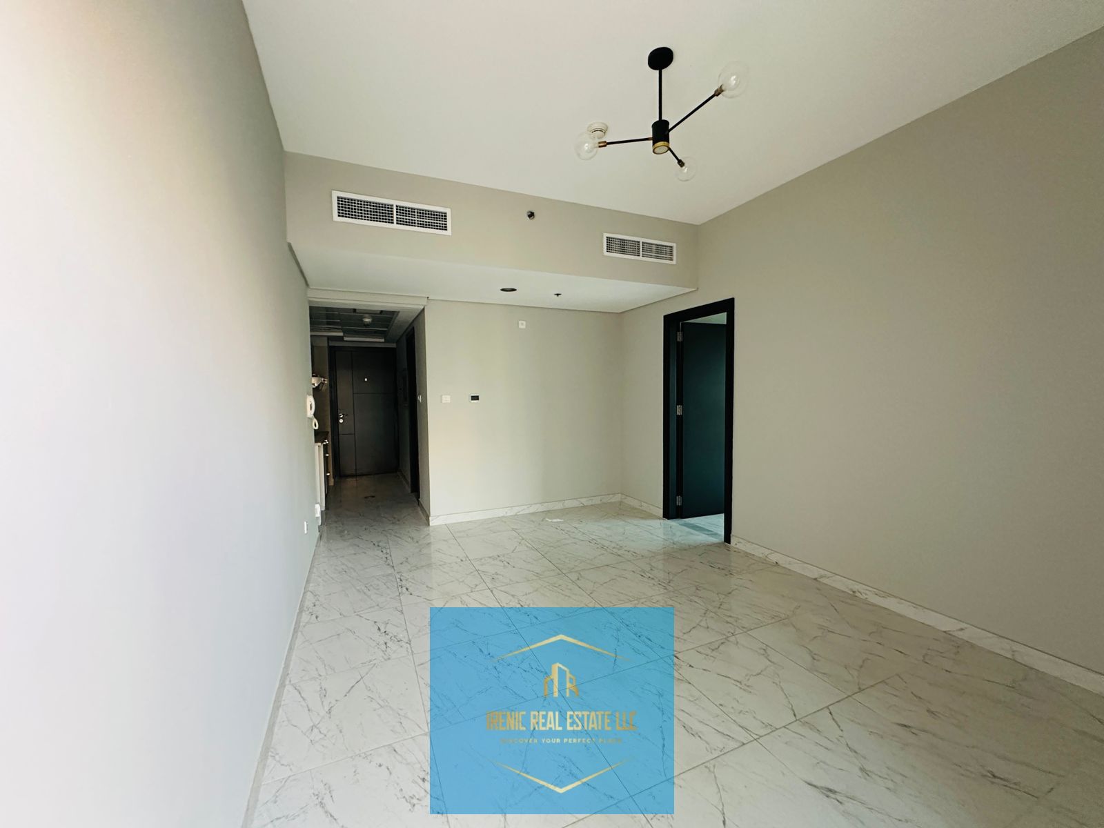 HOT DEAL AMAZING 1BHK WITH BALCONY | FAMILY COMMUNITY | READY TO MOVE