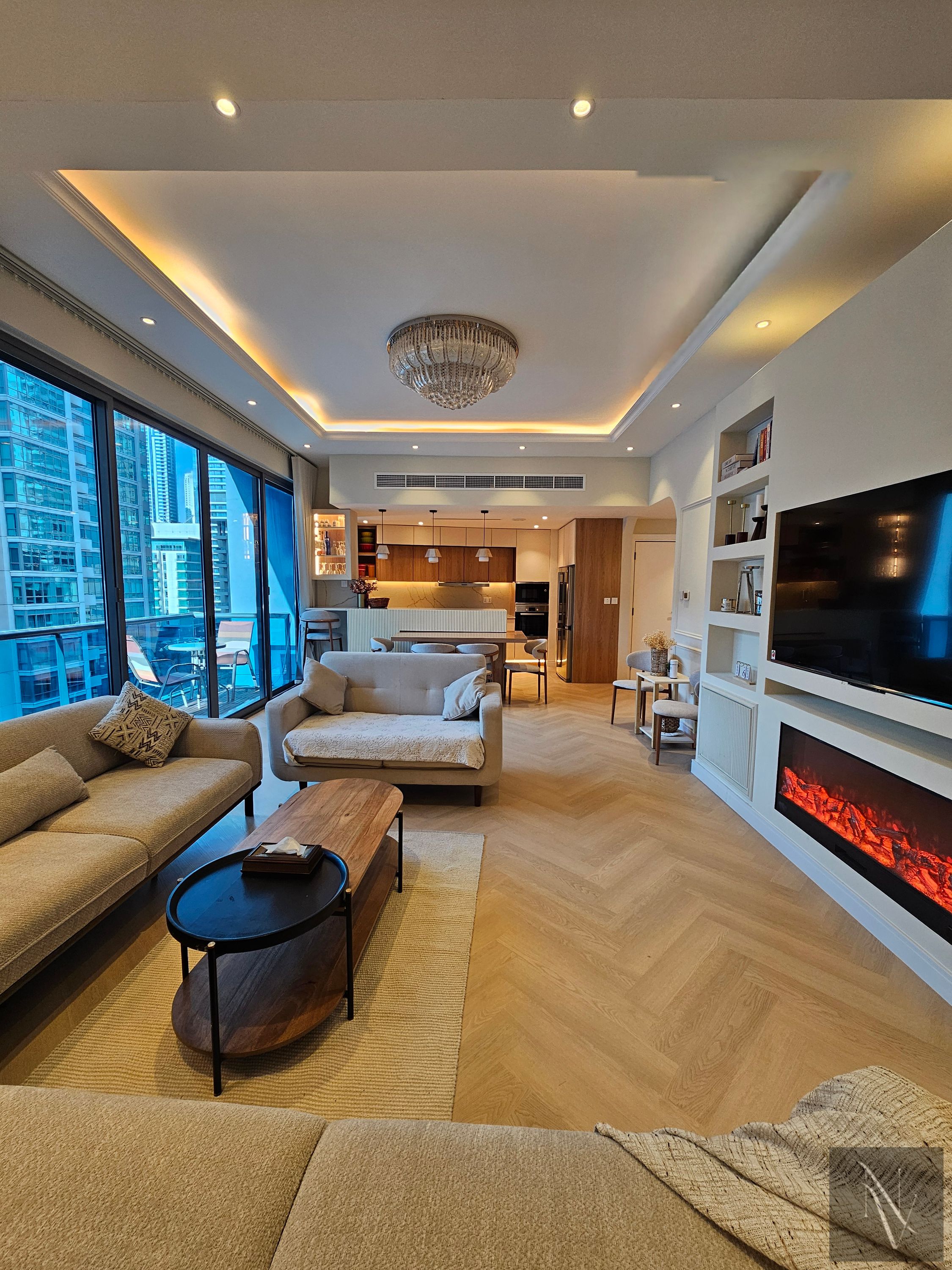 Luxurious | Unique | Renovated | 3+1 BHK | 3 Balcony | Marina Metro | Furnished