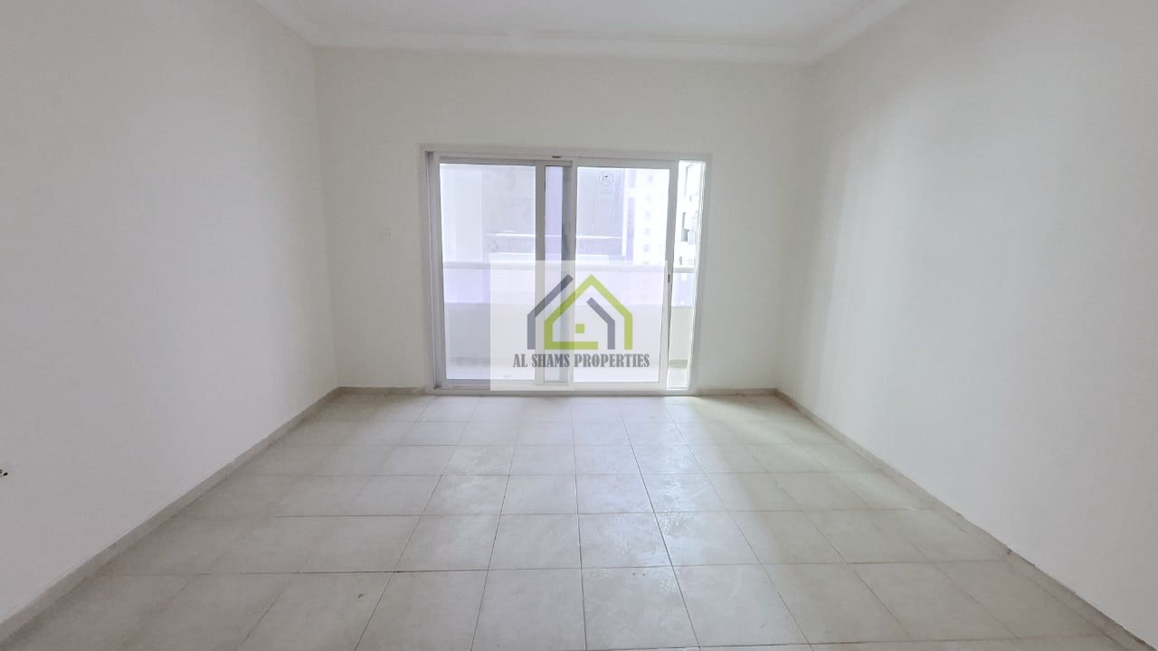 Spacious 2Bedrooms with balcony opposite sahara center. rent 42k