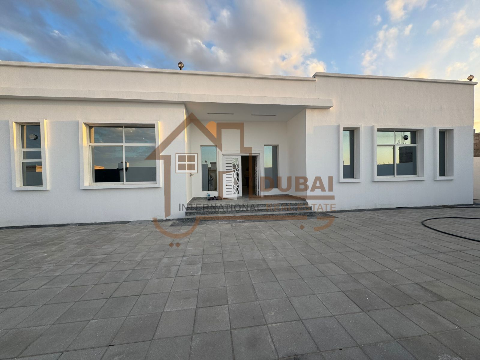 Brand New Modern Villa – Seih Al Ghub, Close to AURAK