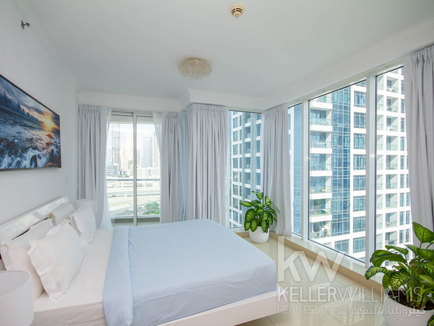Lake view | Fully furnished | Soon to be vacant