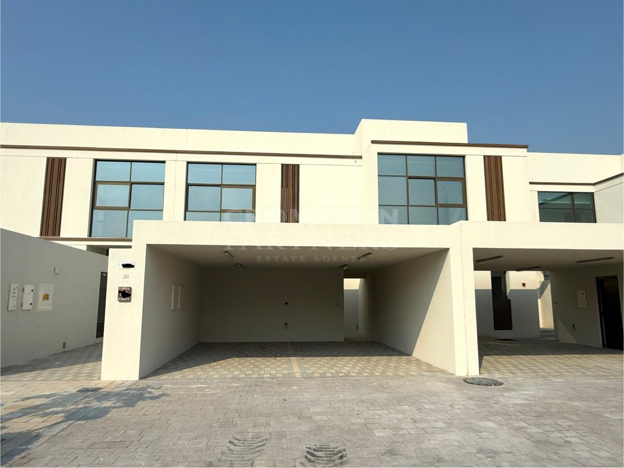 Big Layout | Modern | Ready To Move In