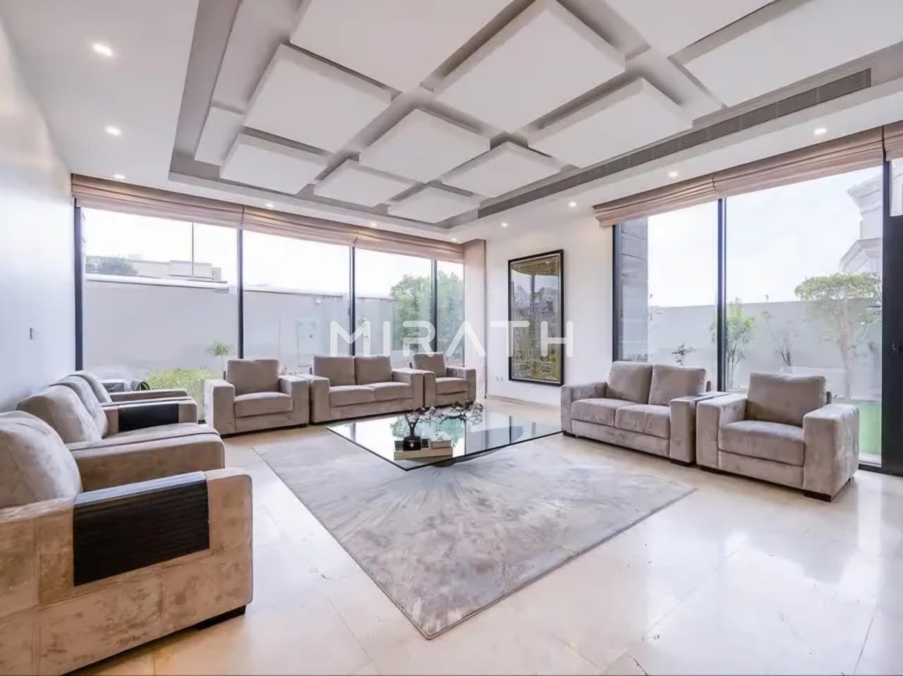 Modern 4BR Villa | Backyard Garden| Prime Location