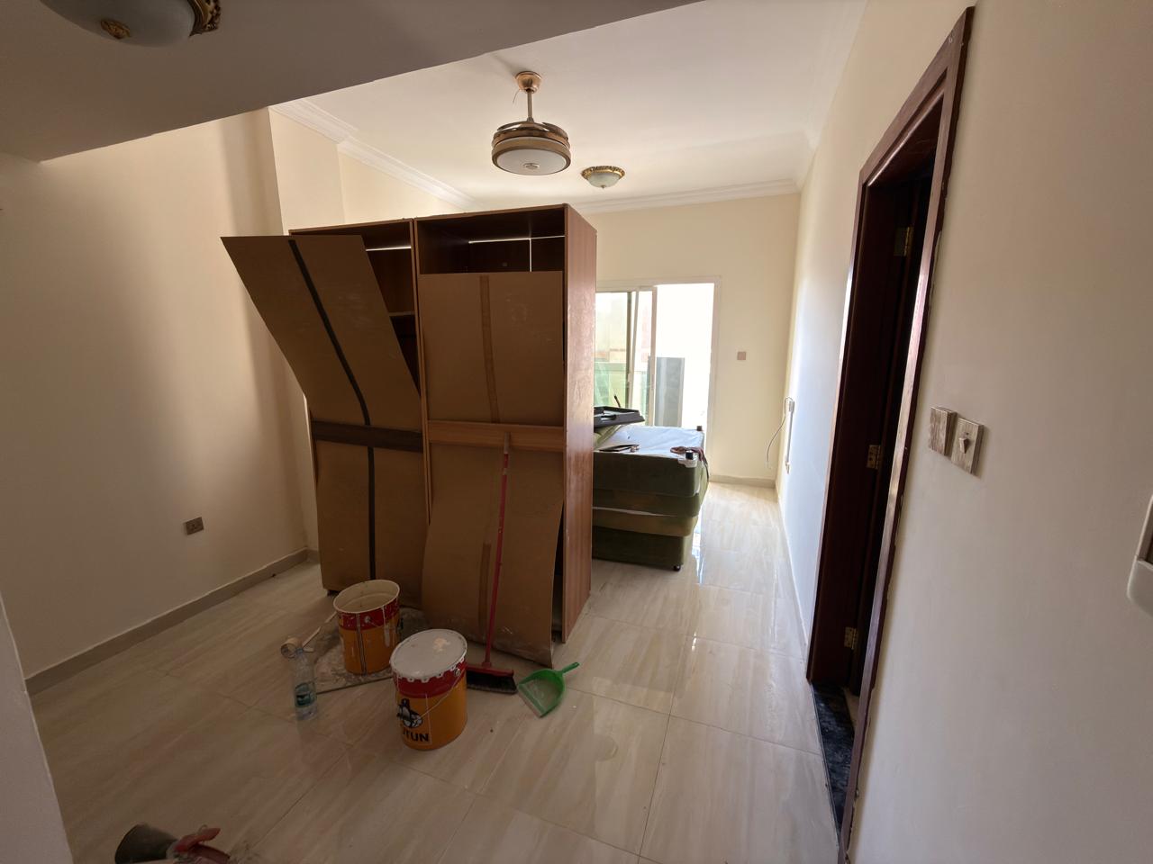 Studio apartment in Al Jurf, separate kitchen in Al Jurf 2 Near the courthouse Families only Balcony