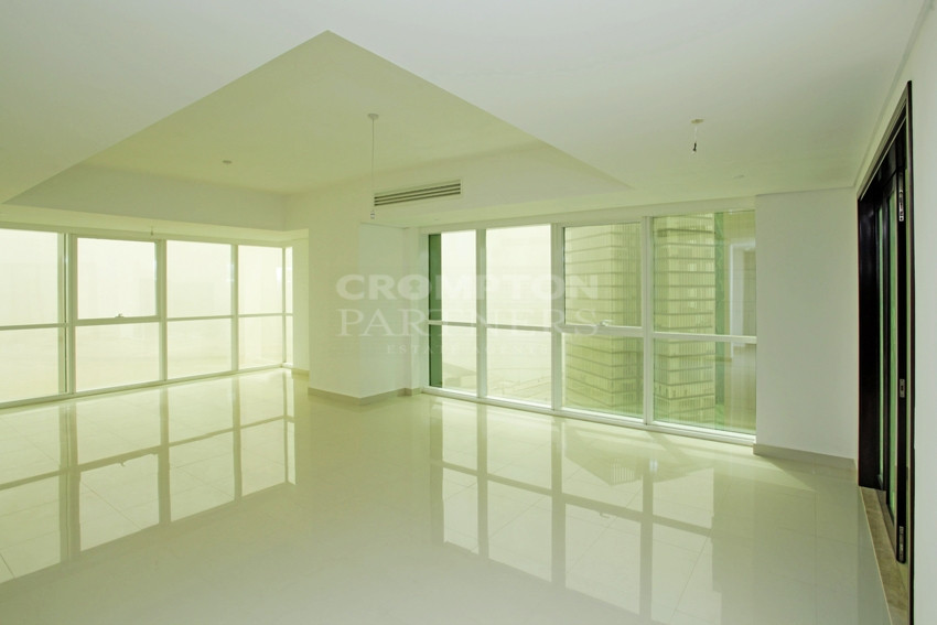 Vacant And Ready | Large Layout | Prime Area