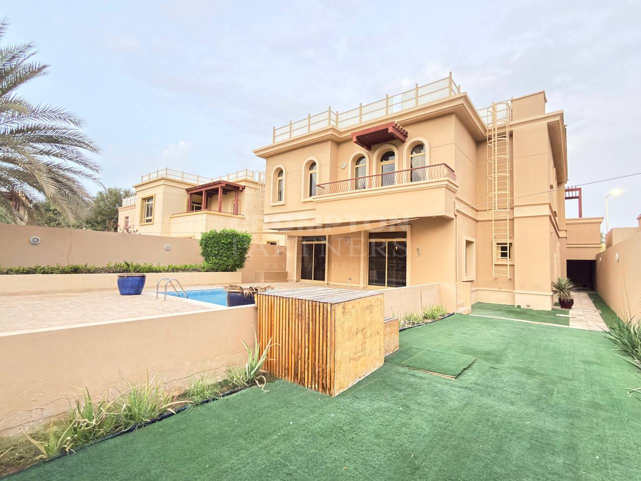 Outstanding | Spacious Living | Private Pool