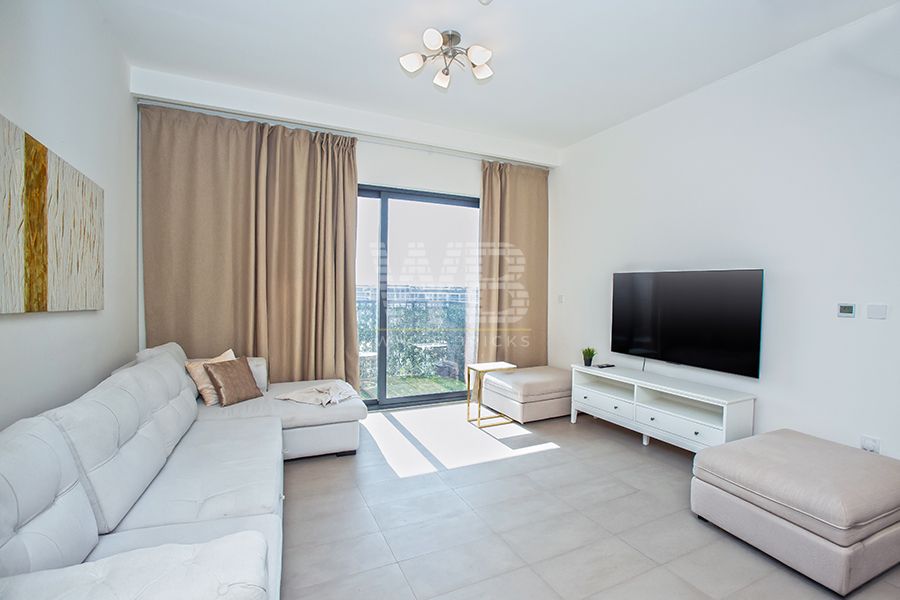 Furnished 2BR | Pool & Park View | Prime Location