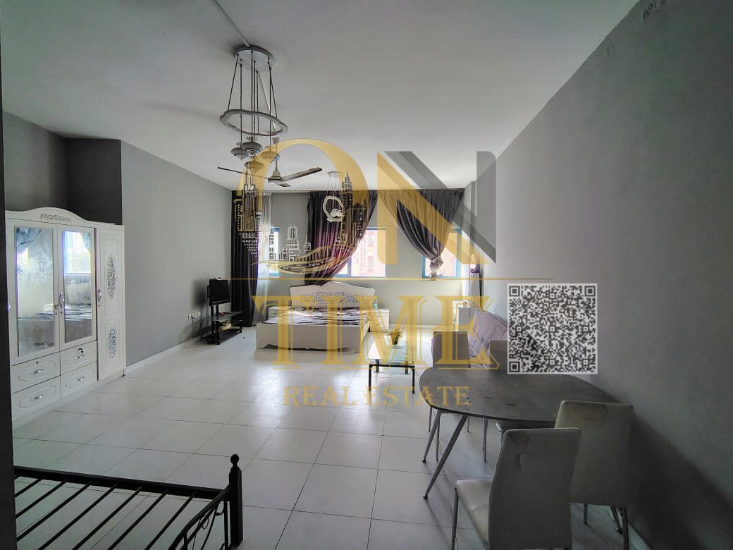 A studio in Falcon Towers… a wonderful artistic masterpiece that combines comfort