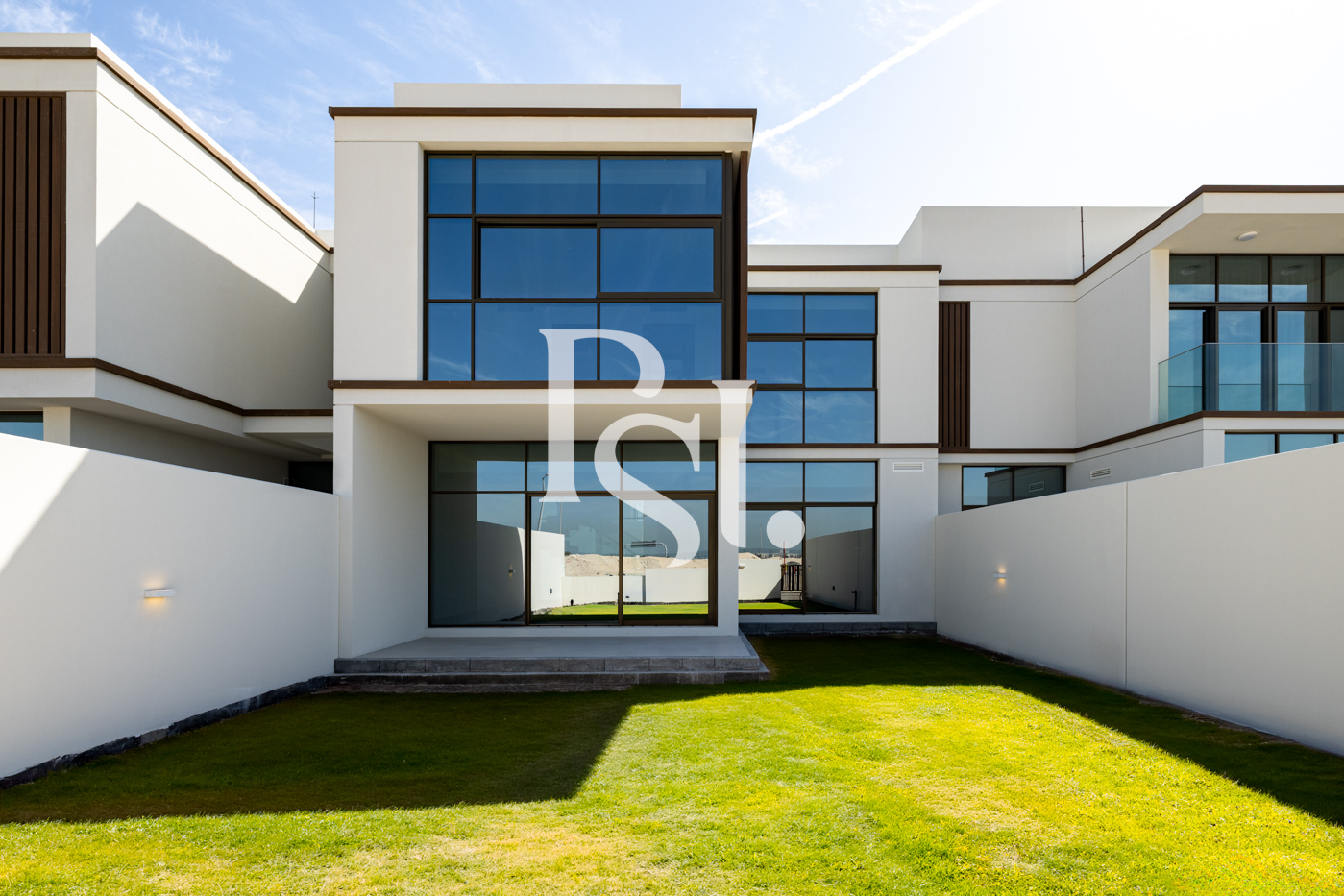 Spacious Unit | Modern Lifestyle | Prime Location