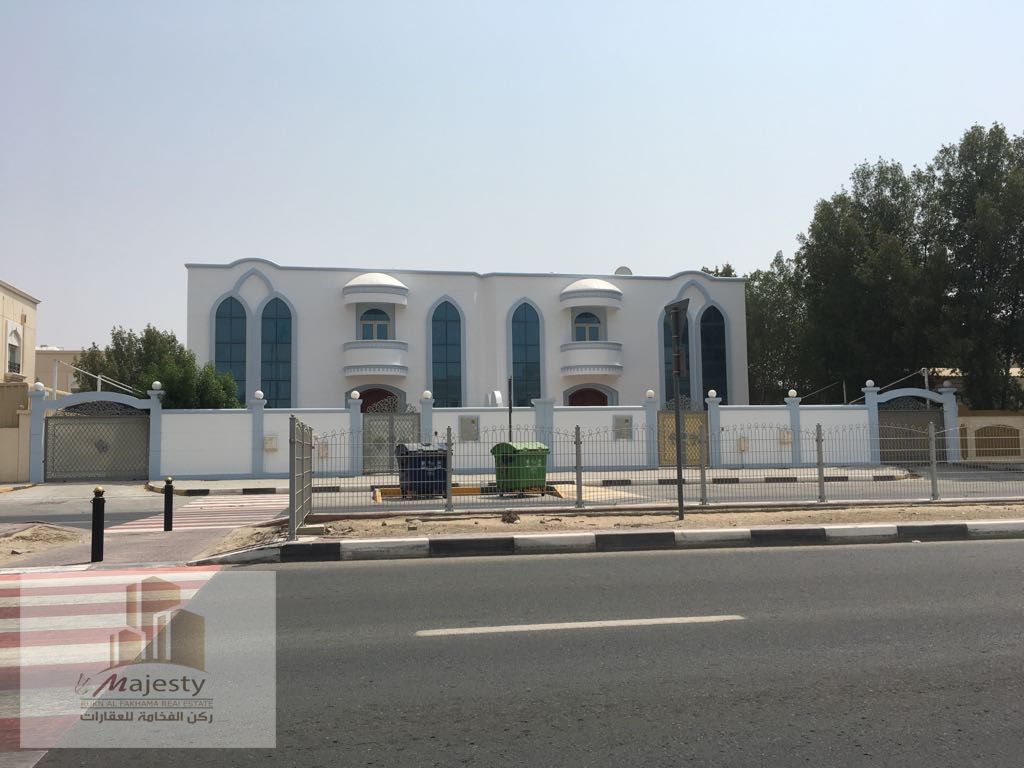 Villa for Rent in Al Athera – Residential or Commercial | 4500 Sqft | Full Maintenance | 2 Floors | Garden | Central AC | Parking
