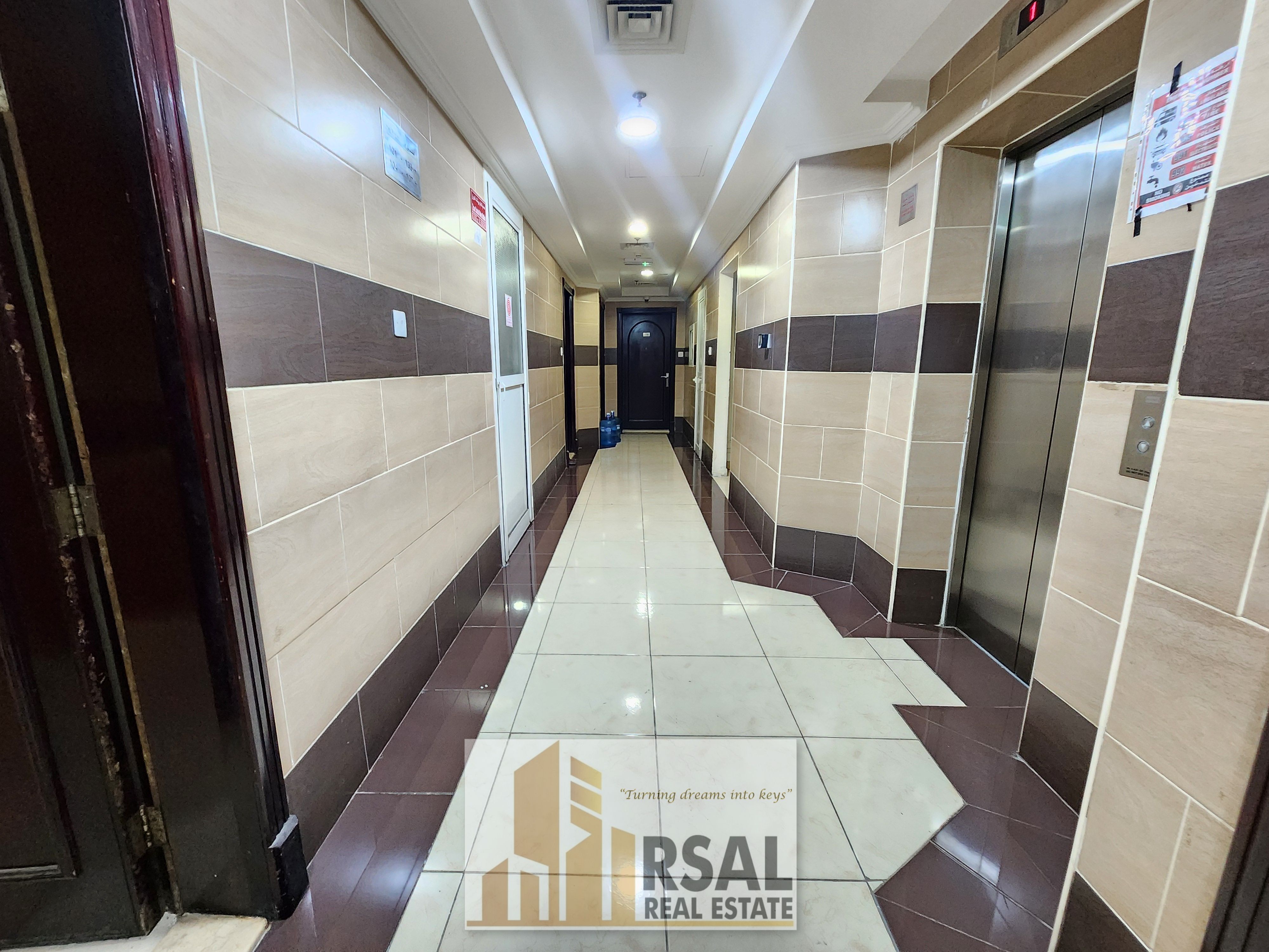 HUGE SIZE STUDIO CLOSE TO LULU HYPERMARKET ON ROAD BUILDING