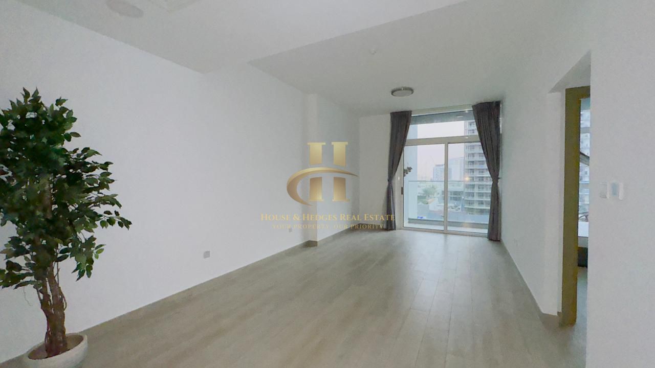 Unfurnished | High Floor | Community View