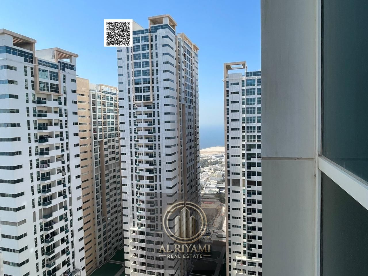 Luxury Two Bedroom Sea View Apartment Ajman One