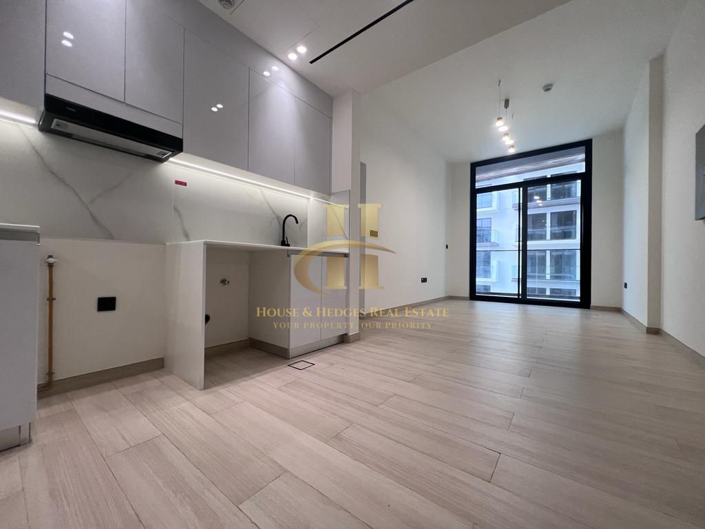 Unfurnished | Community View | Vacant