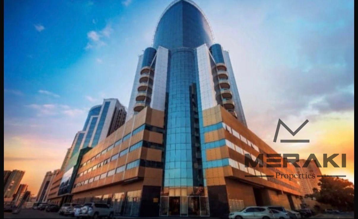 Move in immediately to the Orient Towers, two bedrooms and a living room with an area of 1,478 sq ft, fully furnished.