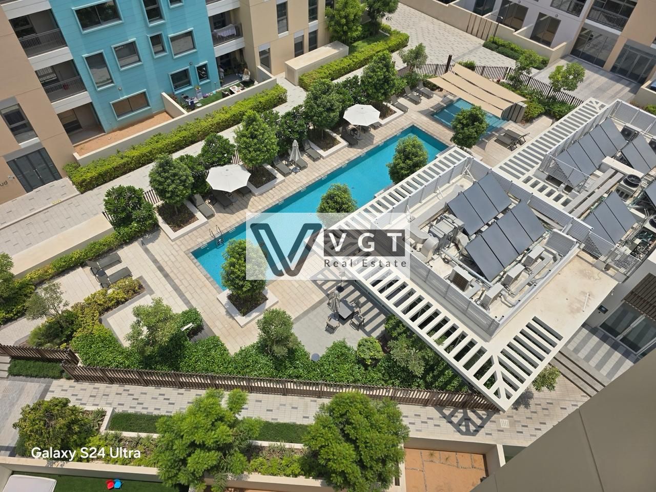 SPACIOUS LIVING | CLOSE BY MALL | GREEN SPACES