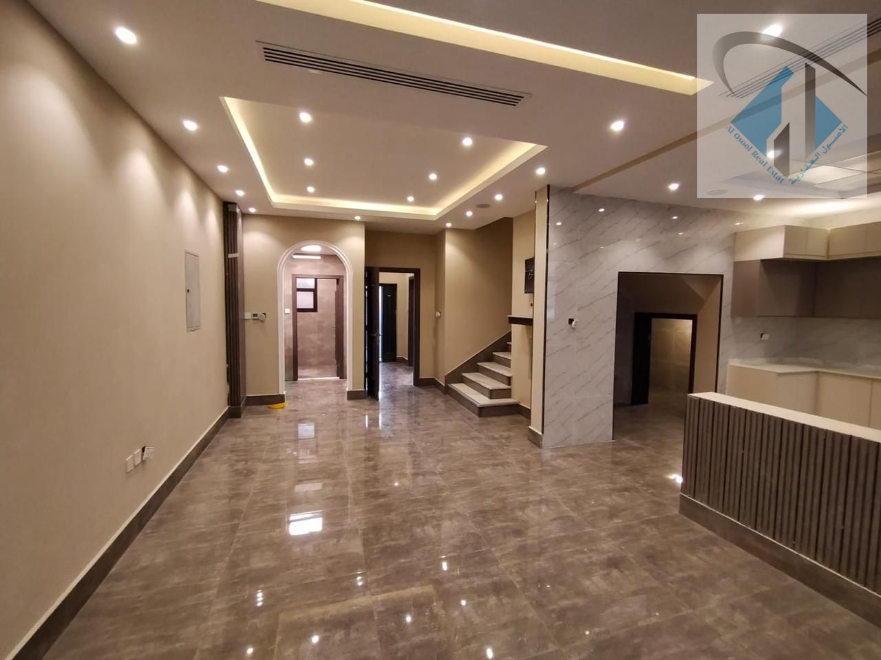 A very special price for a modern 5-bedroom villa with a distinctive finish and a living area of 3000 sq ft, with a monthly installment of 6000 dirh