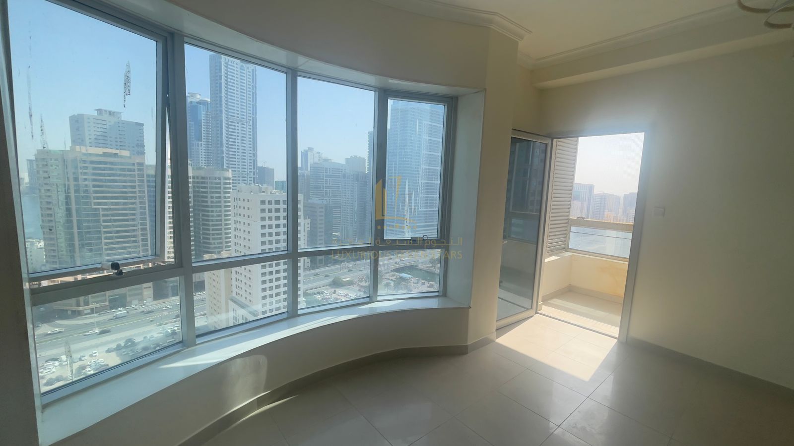 For Sale 3-Bedroom Apartment + Living Room