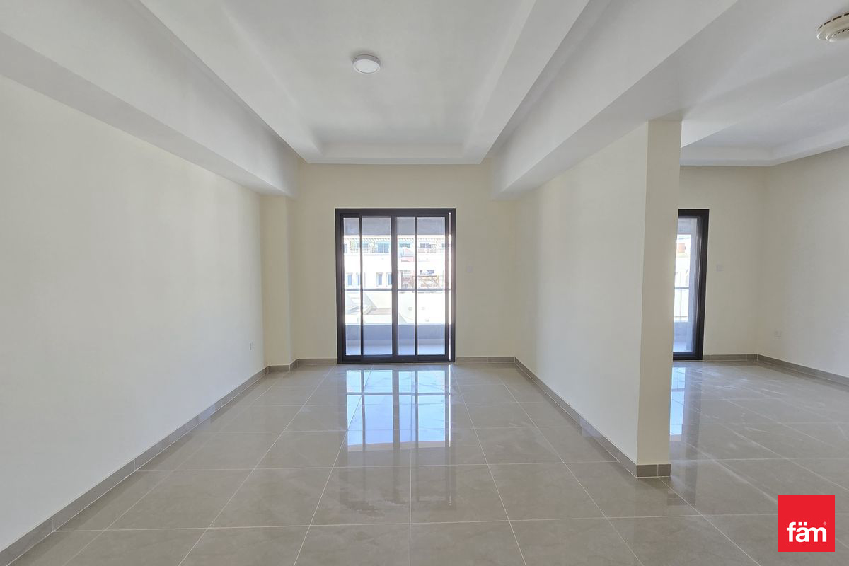 4 Cheques | Spacious | Vacant | Unfurnished