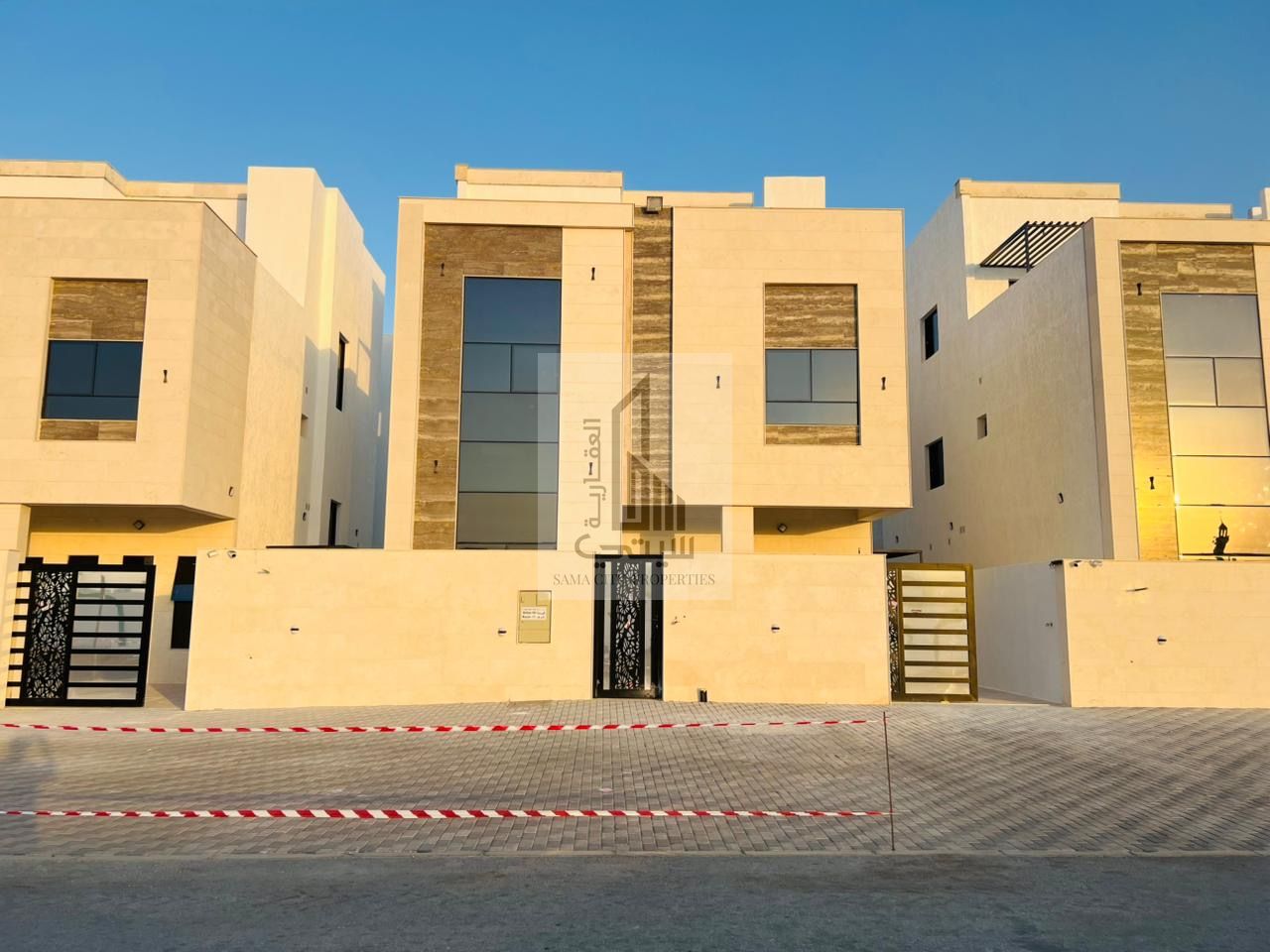 Luxury Modern Villa for Sale – Ajman, Al Helio 2 7 Master Bedrooms Directly on the main road Behind the mosque Freehold for life for all nationalities Bank financing up to 25 years Ready to move in immediately Includes registration and ownersh