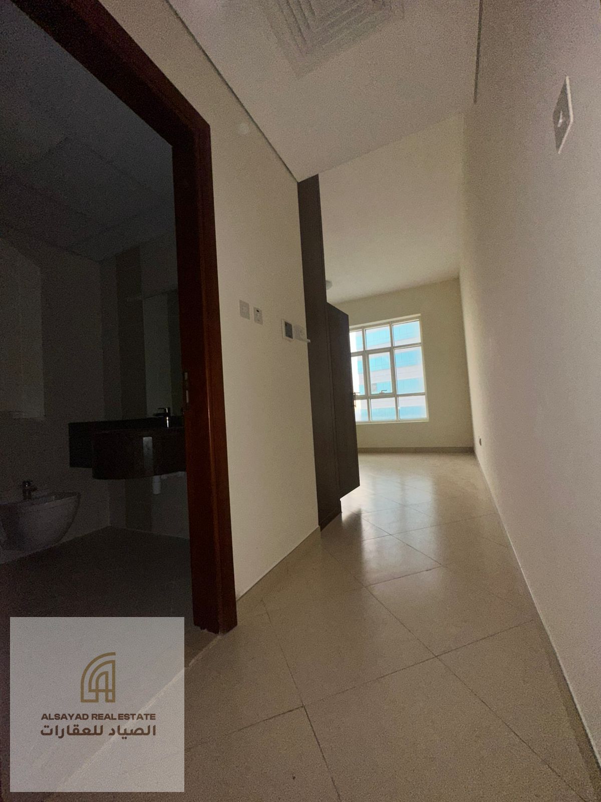 3 BR Oasis: Serene Al Khan Corniche Apartment