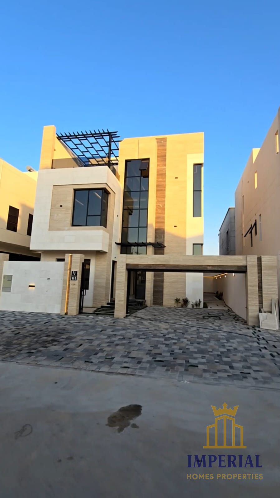 5 master bedroom villa with swimming pool and central air conditioning
