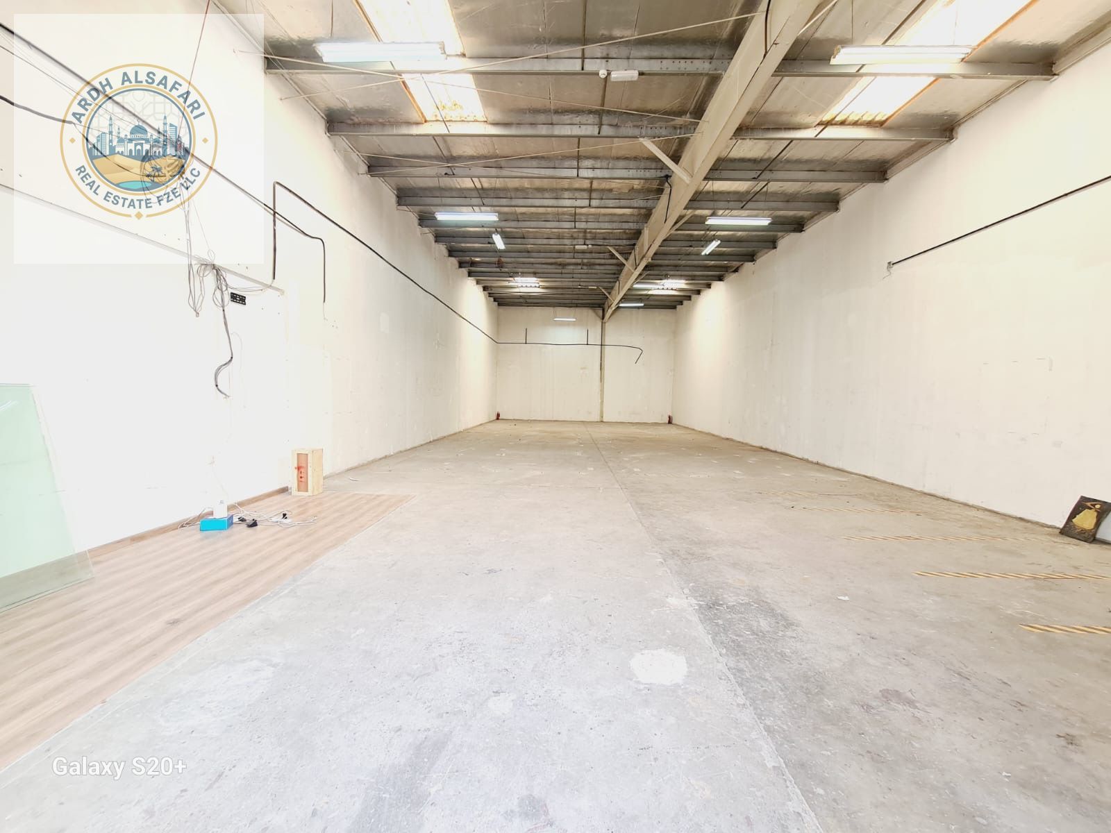 Huge size where house available with bath falaxibal payment plan