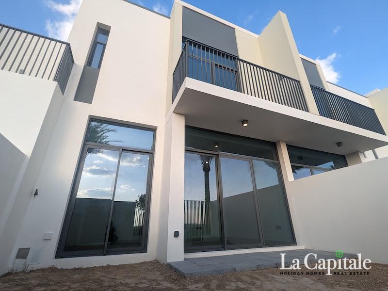 Prime Location | Near Pool and Park | Vacant