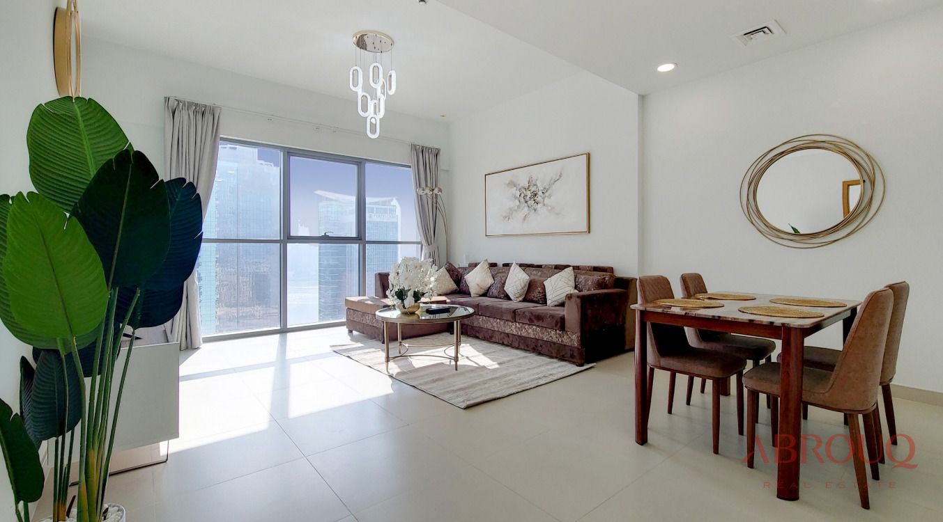 Vacant | Available | High floor | Spacious