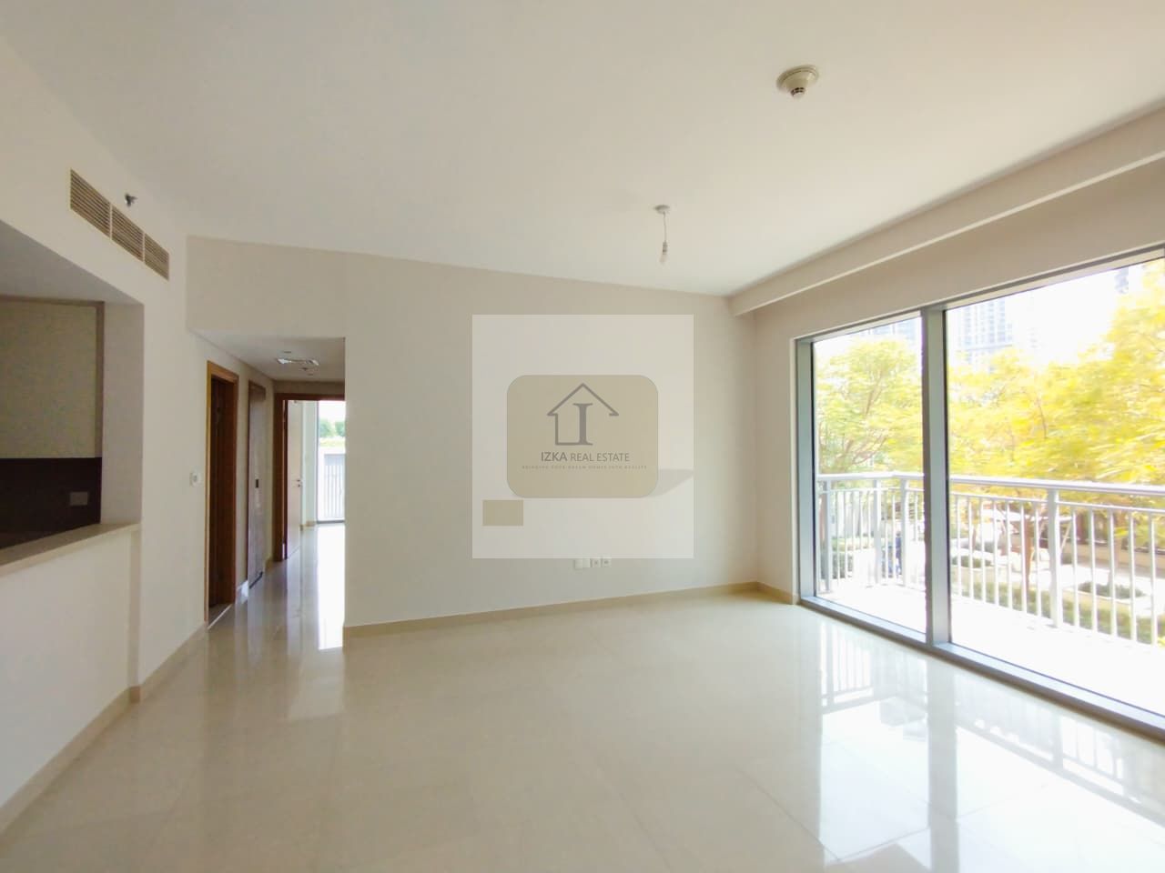 Well Maintained | Park View | Spacious Layout