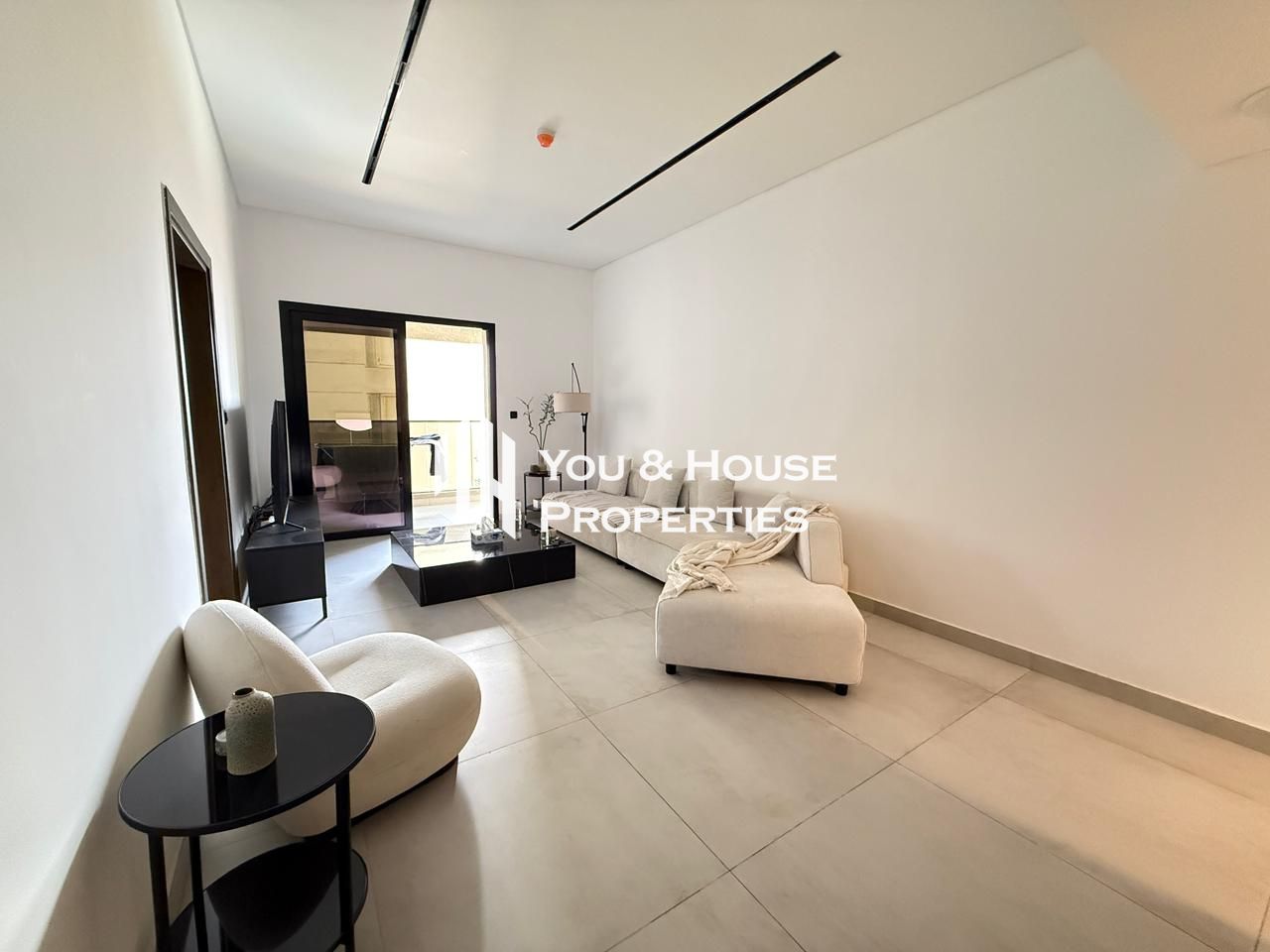Modern Design 2 Bed | Bright & Spacious Layout I With Great Amenities