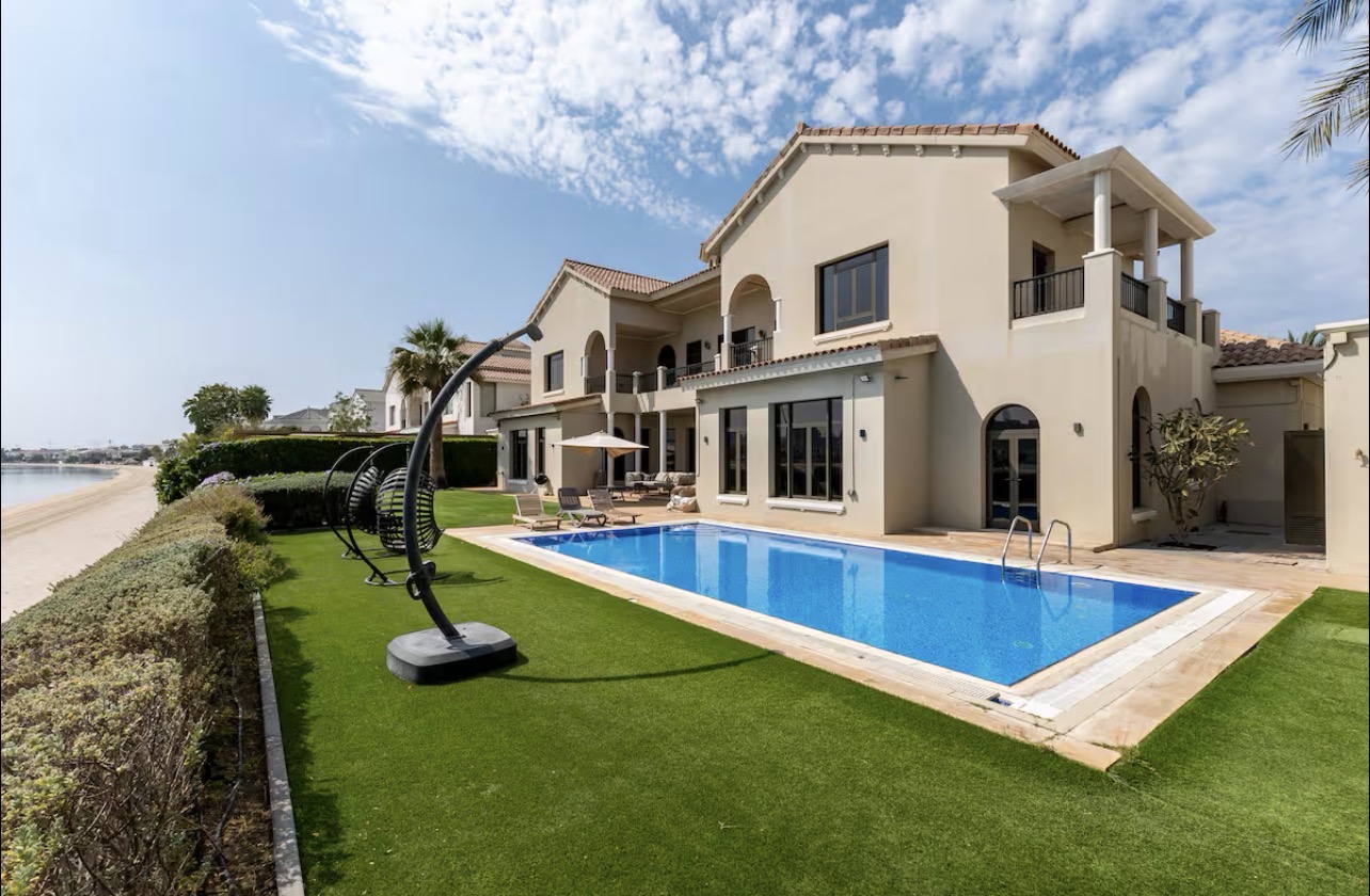 Signature Villa /6BR+M/Private Pool / Beach Front