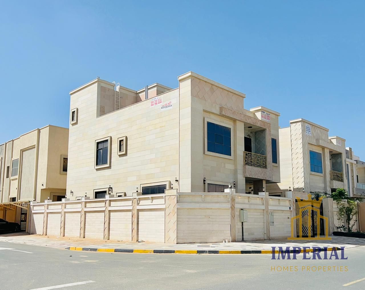 6 master bedroom villa with central air conditioning in Al Zahia