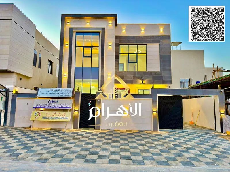 Luxury modern villa for sale, central air conditioning, high-end finishes, freehold ownership for all nationalities