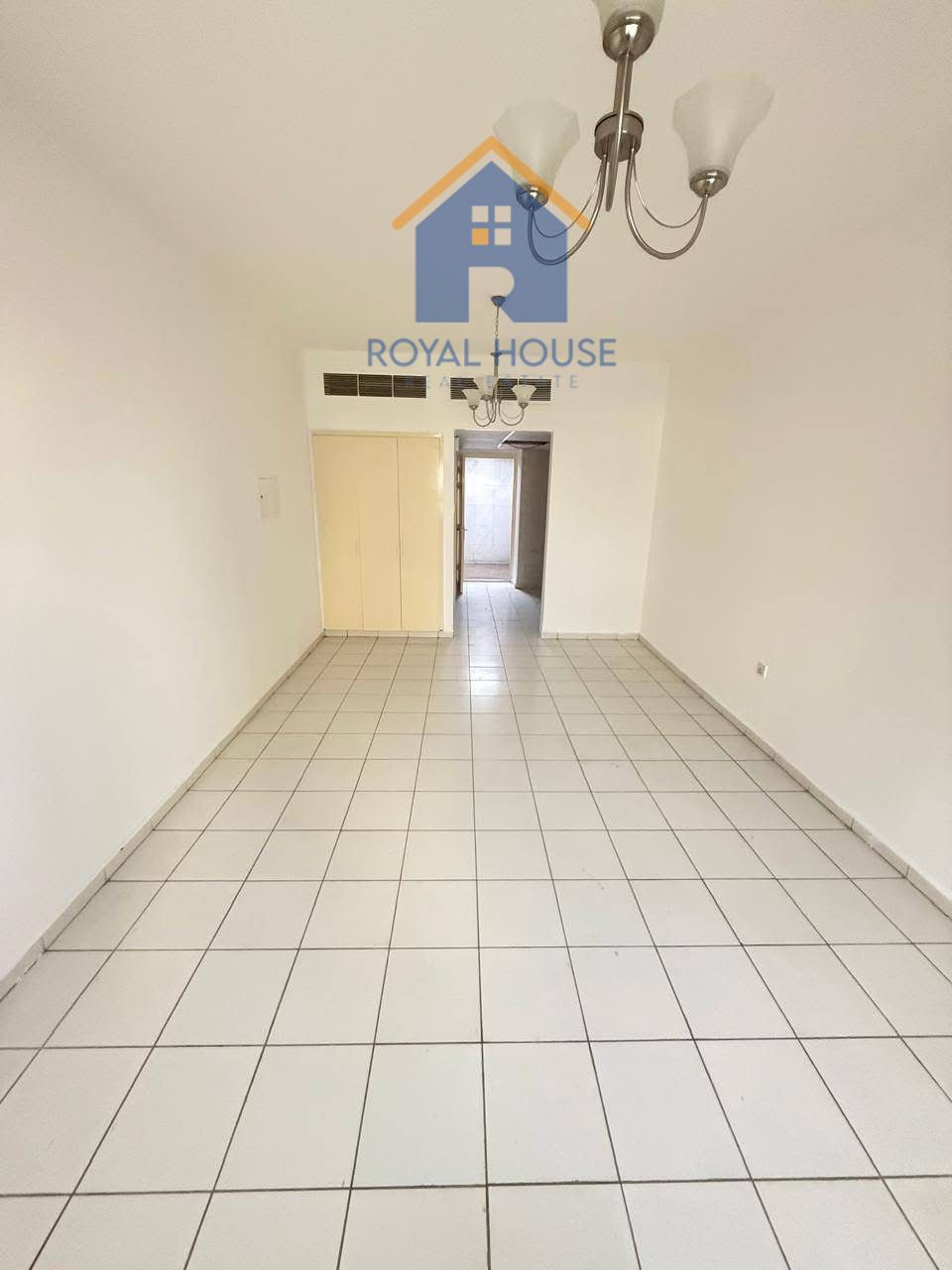 Spacious Studio on New Al Taawun Road: Perfect Waterfront Retreat