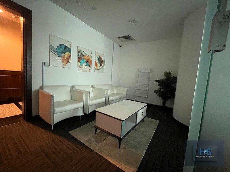Near Metro | Vacant and ready to Move-in