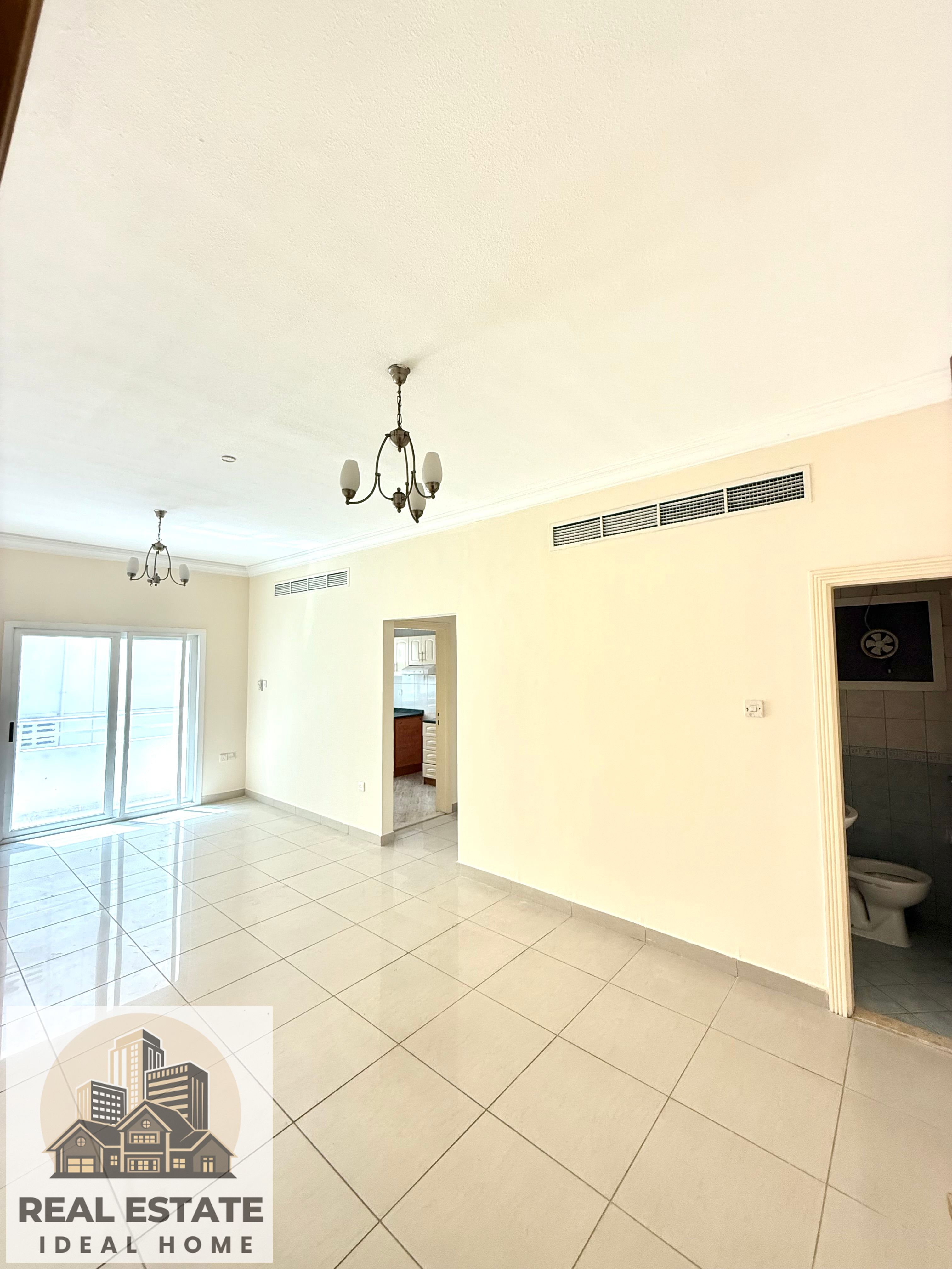 LAWISH APPARTMENT | Fixed Wardrobes | Fully Centralized | Balcony | in front of family Park |