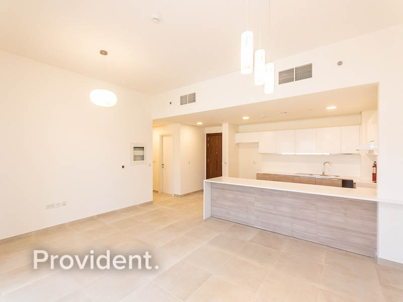 Huge Layout | Vacant | Excellent Condition
