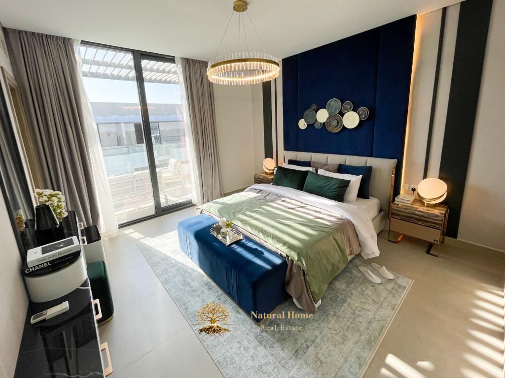 Receive your 4-bedroom villa now on the sea and take advantage of the exclusive 4% discount.